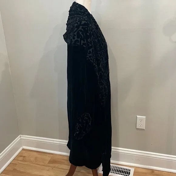 Vintage Black Velvet Burnout Opera Coat c1980s - Picture 5 of 7